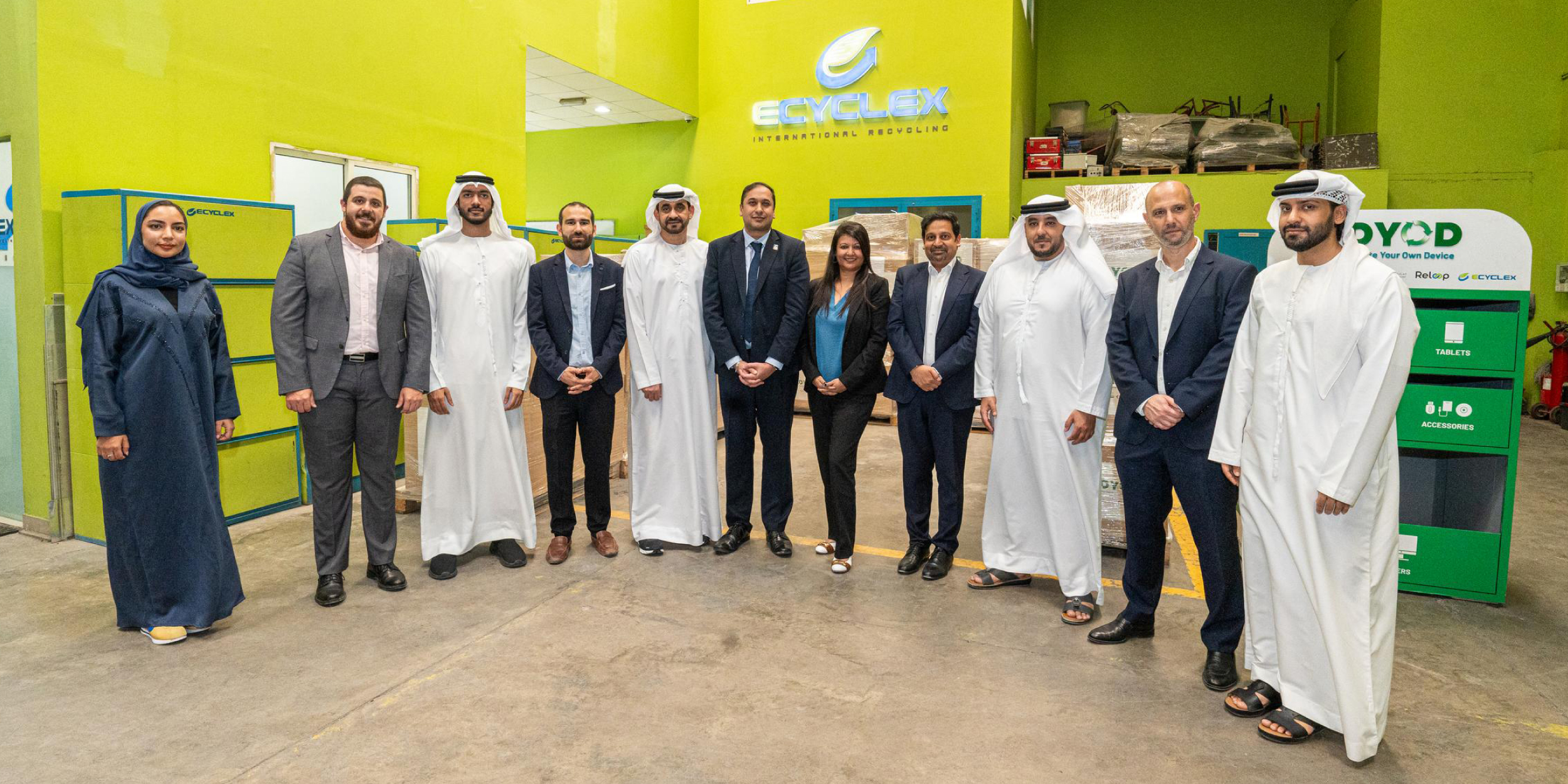 emirates-nbd-donates-over-5000-electronic-devices