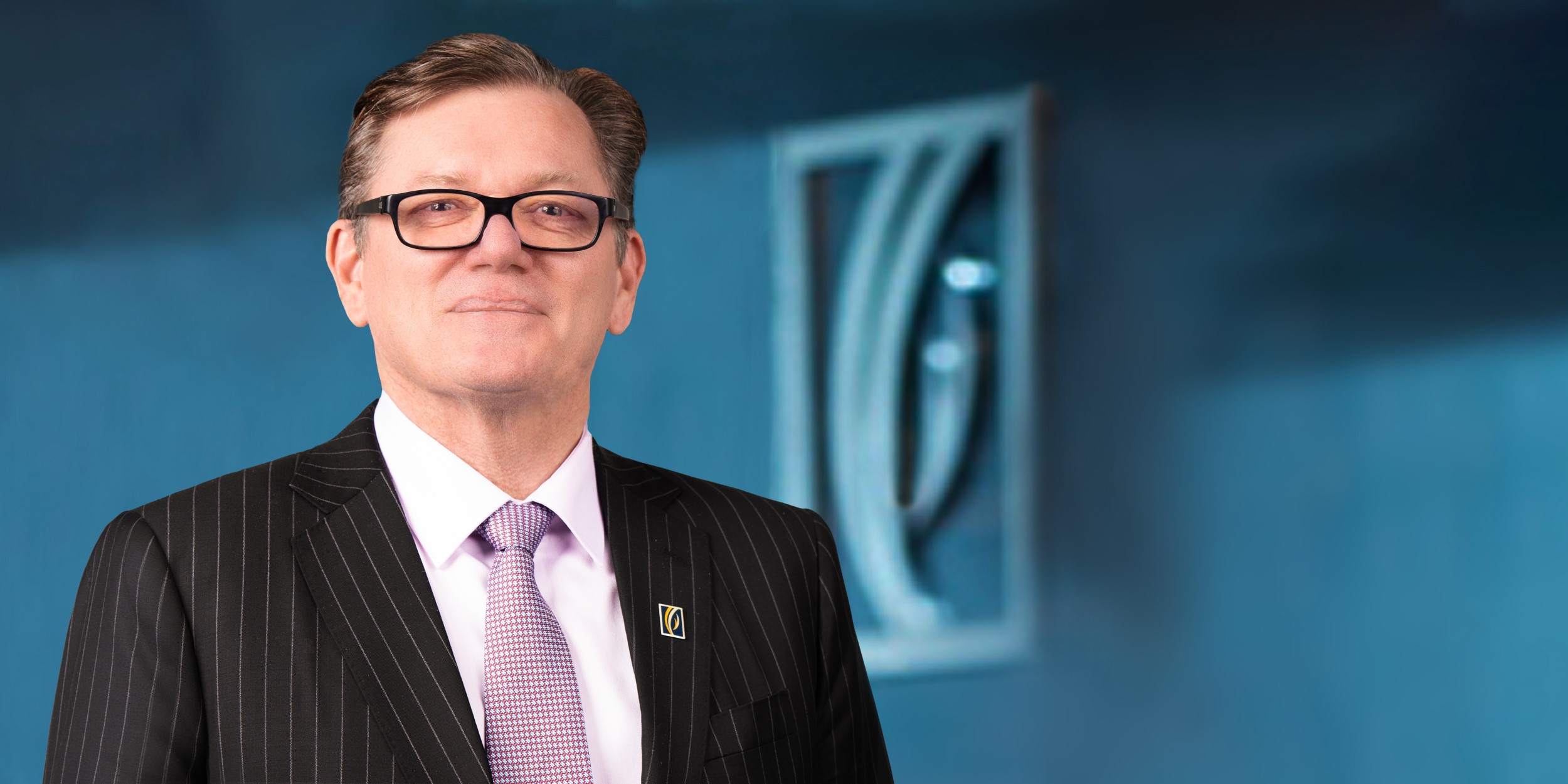 الرئيس التنفيذي للمجموعة