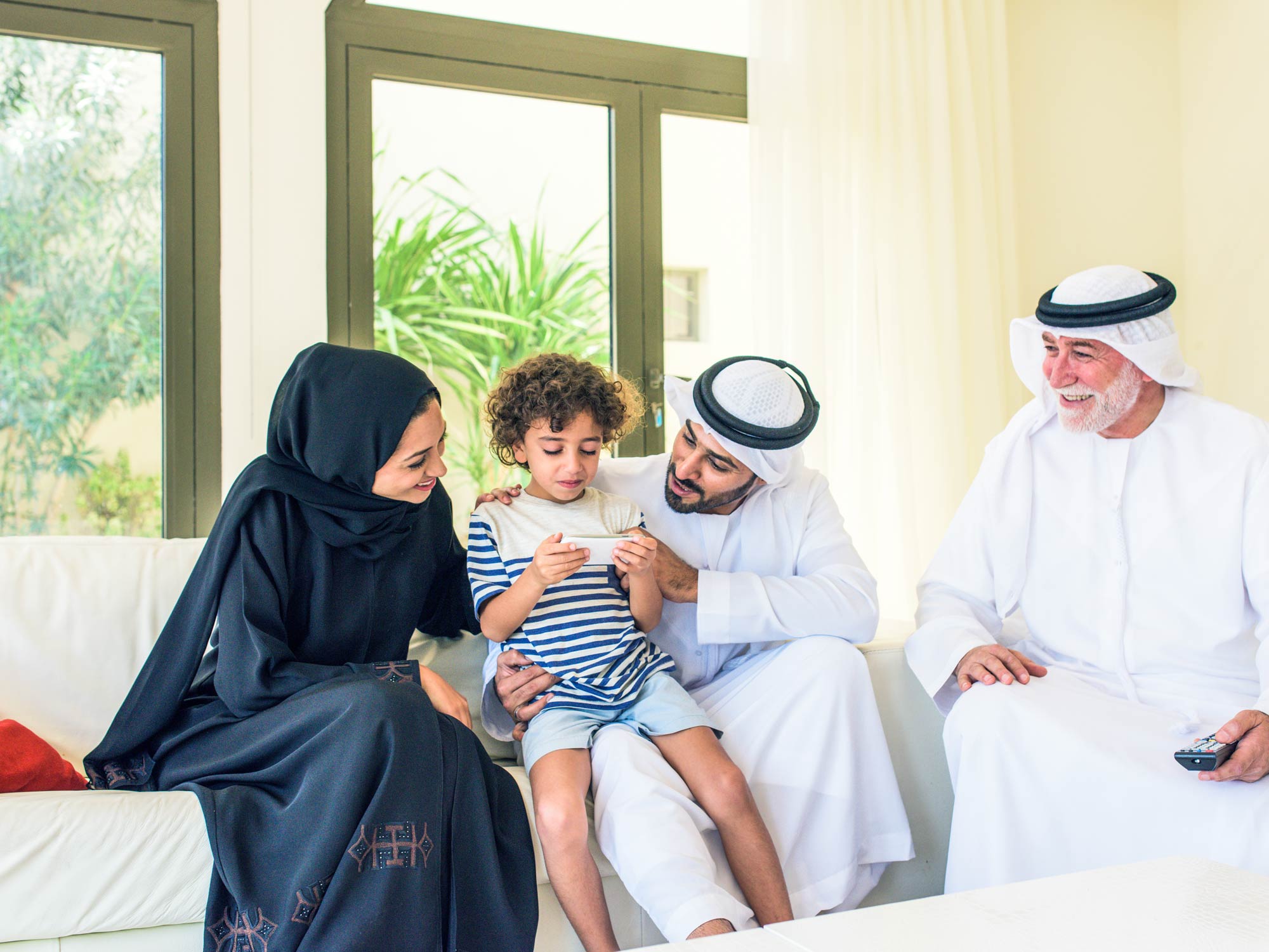 Emirati Signature Debit Card Savings