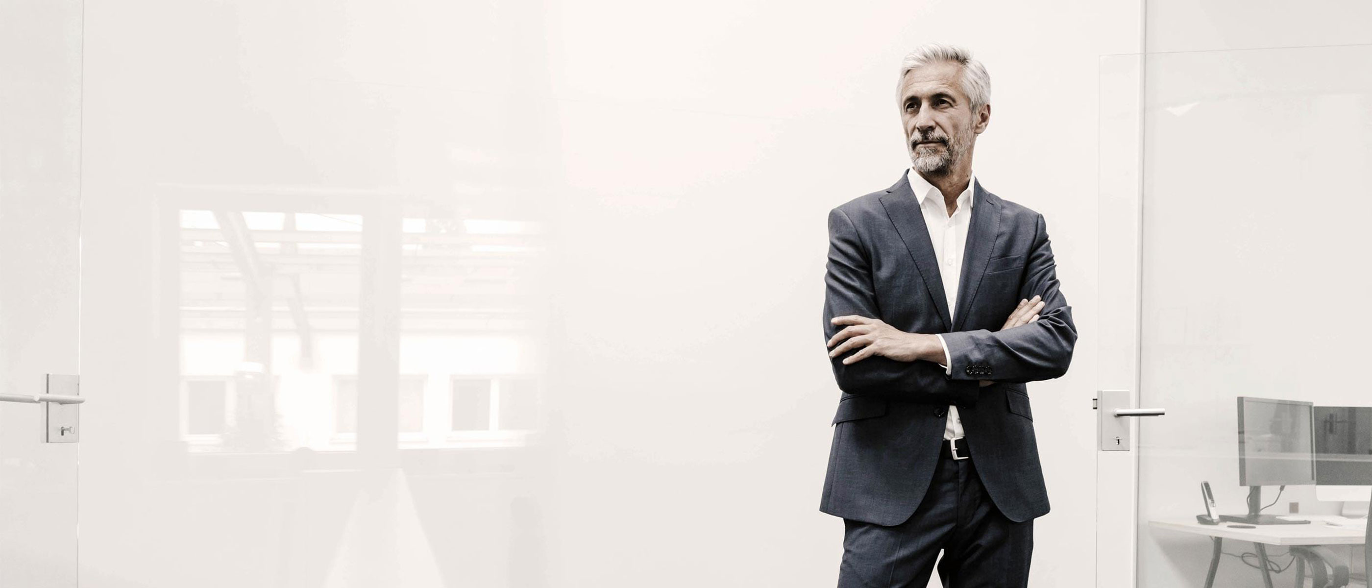 PromoCardWithHighlights  businessONLINE