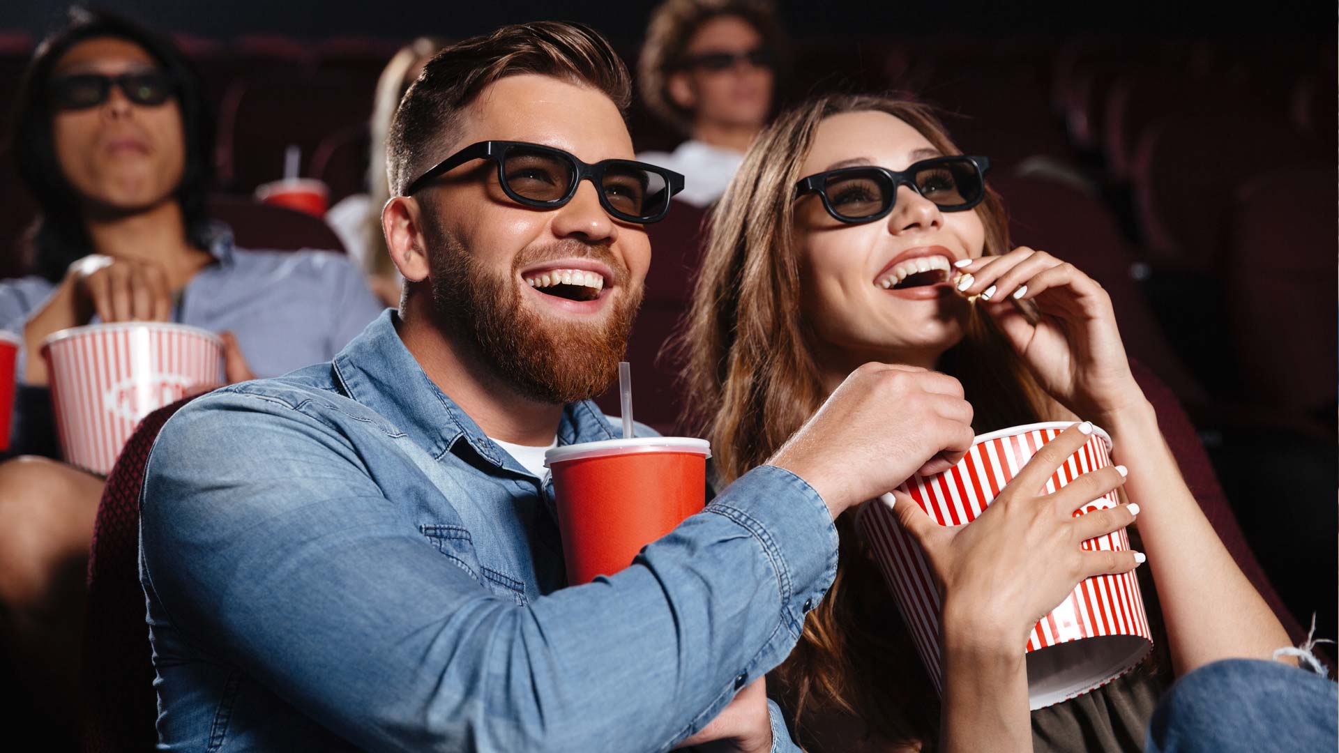 buyonegetoneatreelcineroyalcinemas