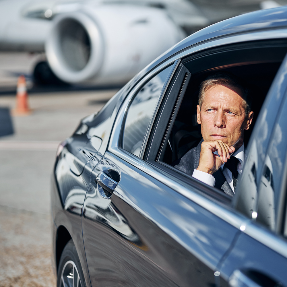 Voyager world International Airport Transfers