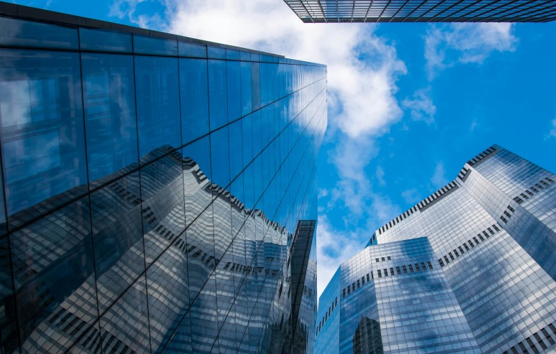 The week starts with geopolitical relief