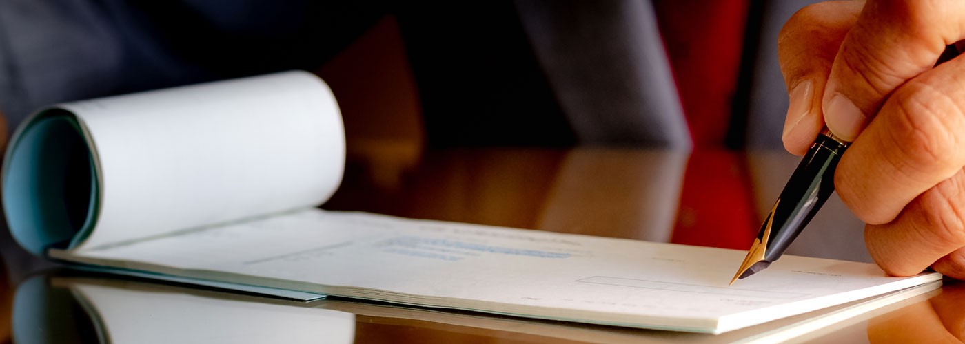 PromoCardWithHighlights  Writing the 4digit year on cheques