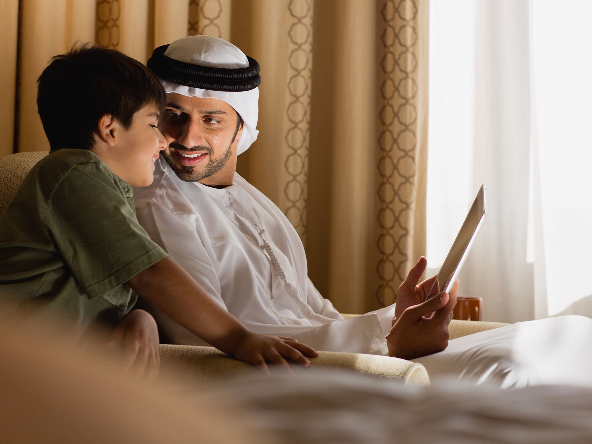 Emirati Credit Card Banner