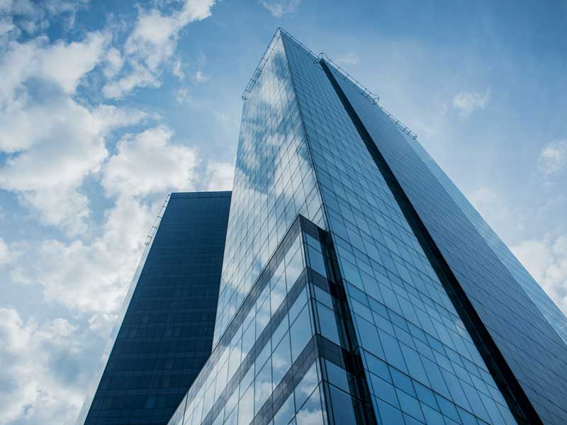 Geopolitics move markets but without panic