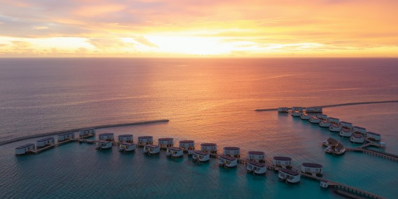 centara maldives escape mobile banner